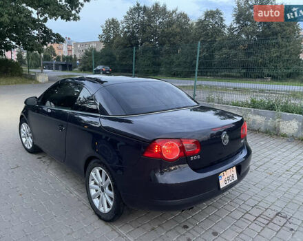 Синий Фольксваген Эос, объемом двигателя 1.98 л и пробегом 215 тыс. км за 7500 $, фото 26 на Automoto.ua