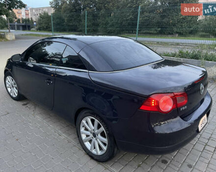 Синий Фольксваген Эос, объемом двигателя 1.98 л и пробегом 215 тыс. км за 7500 $, фото 14 на Automoto.ua