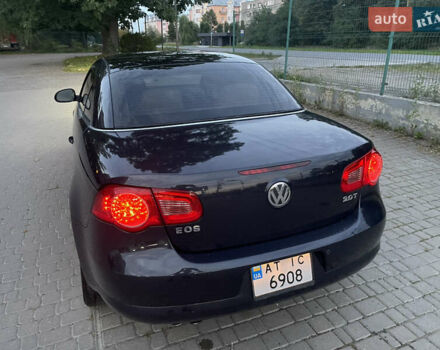 Синий Фольксваген Эос, объемом двигателя 1.98 л и пробегом 215 тыс. км за 7500 $, фото 16 на Automoto.ua