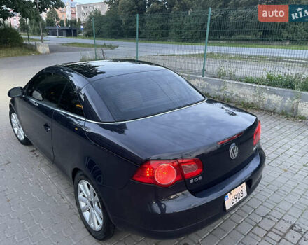 Синий Фольксваген Эос, объемом двигателя 1.98 л и пробегом 215 тыс. км за 7500 $, фото 27 на Automoto.ua