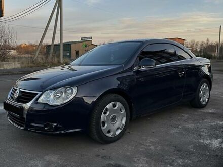 Фольксваген Еос 2006 у Червонограде на Automoto.ua Синій Фольксваген Еос, об'ємом двигуна 2 л та пробігом 178 тис. км за 7000 $, фото 1 на Automoto.ua