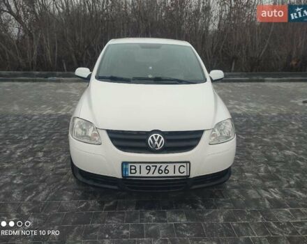 Білий Фольксваген Фокс, об'ємом двигуна 1.2 л та пробігом 327 тис. км за 4100 $, фото 1 на Automoto.ua