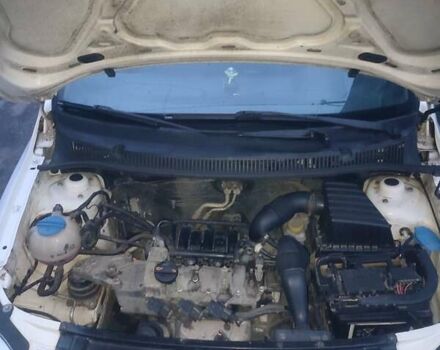 Білий Фольксваген Фокс, об'ємом двигуна 1.2 л та пробігом 327 тис. км за 4100 $, фото 41 на Automoto.ua