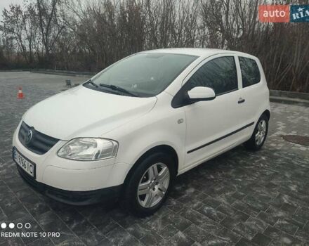 Білий Фольксваген Фокс, об'ємом двигуна 1.2 л та пробігом 327 тис. км за 4100 $, фото 2 на Automoto.ua