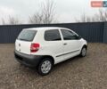 Білий Фольксваген Фокс, об'ємом двигуна 1.2 л та пробігом 212 тис. км за 3900 $, фото 2 на Automoto.ua