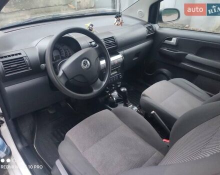 Білий Фольксваген Фокс, об'ємом двигуна 1.2 л та пробігом 327 тис. км за 4100 $, фото 30 на Automoto.ua