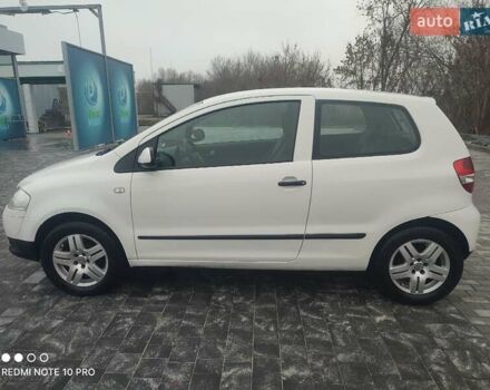 Білий Фольксваген Фокс, об'ємом двигуна 1.2 л та пробігом 327 тис. км за 4100 $, фото 9 на Automoto.ua