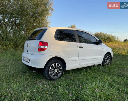 Білий Фольксваген Фокс, об'ємом двигуна 1.2 л та пробігом 117 тис. км за 4200 $, фото 3 на Automoto.ua