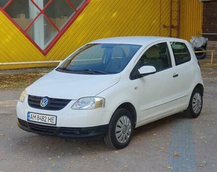 Білий Фольксваген Фокс, об'ємом двигуна 1.2 л та пробігом 207 тис. км за 3750 $, фото 7 на Automoto.ua