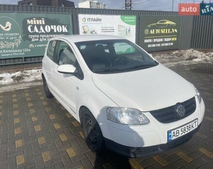 Белый Фольксваген Фокс, объемом двигателя 1.4 л и пробегом 390 тыс. км за 3700 $, фото 1 на Automoto.ua