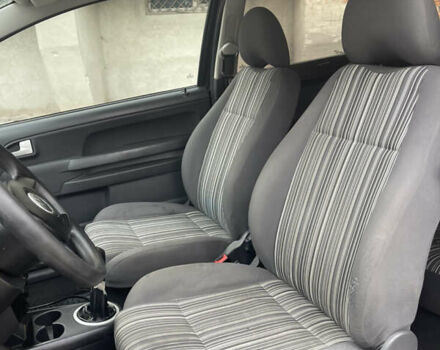 Чорний Фольксваген Фокс, об'ємом двигуна 1.2 л та пробігом 283 тис. км за 3000 $, фото 30 на Automoto.ua