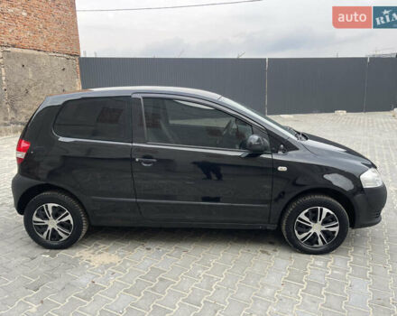 Чорний Фольксваген Фокс, об'ємом двигуна 1.2 л та пробігом 283 тис. км за 3000 $, фото 17 на Automoto.ua
