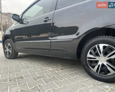Чорний Фольксваген Фокс, об'ємом двигуна 1.2 л та пробігом 283 тис. км за 3000 $, фото 26 на Automoto.ua