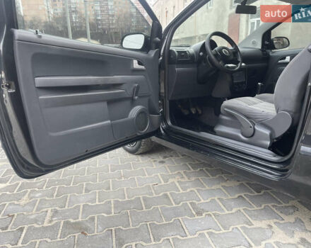 Чорний Фольксваген Фокс, об'ємом двигуна 1.2 л та пробігом 283 тис. км за 3000 $, фото 27 на Automoto.ua