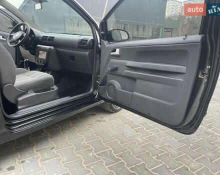 Чорний Фольксваген Фокс, об'ємом двигуна 1.2 л та пробігом 283 тис. км за 3000 $, фото 35 на Automoto.ua