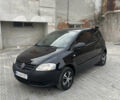 Чорний Фольксваген Фокс, об'ємом двигуна 1.2 л та пробігом 283 тис. км за 3000 $, фото 2 на Automoto.ua