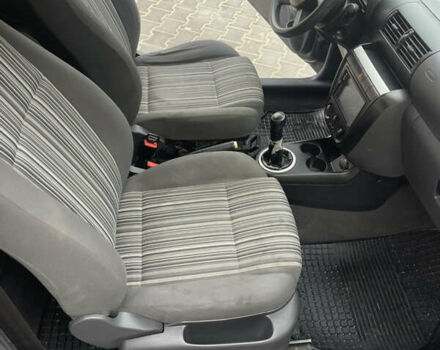 Чорний Фольксваген Фокс, об'ємом двигуна 1.2 л та пробігом 283 тис. км за 3000 $, фото 37 на Automoto.ua