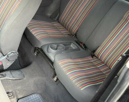 Черный Фольксваген Фокс, объемом двигателя 1.4 л и пробегом 100 тыс. км за 2990 $, фото 8 на Automoto.ua