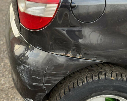 Черный Фольксваген Фокс, объемом двигателя 1.4 л и пробегом 100 тыс. км за 2990 $, фото 4 на Automoto.ua