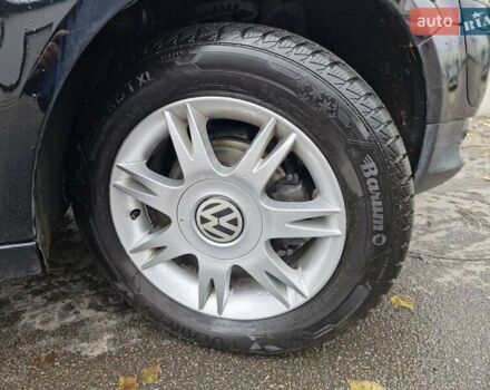 Фольксваген Фокс 2006 в Киеве на Automoto.ua Черный Фольксваген Фокс, объемом двигателя 1.2 л и пробегом 180 тыс. км за 3699 $, фото 11 на Automoto.ua