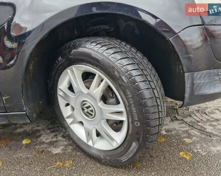 Фольксваген Фокс 2006 в Киеве на Automoto.ua Черный Фольксваген Фокс, объемом двигателя 1.2 л и пробегом 180 тыс. км за 3699 $, фото 14 на Automoto.ua
