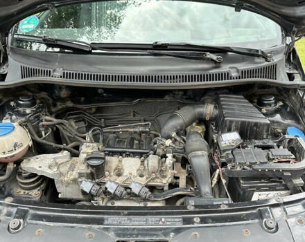 Черный Фольксваген Фокс, объемом двигателя 1.2 л и пробегом 245 тыс. км за 4000 $, фото 13 на Automoto.ua