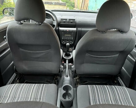 Черный Фольксваген Фокс, объемом двигателя 1.2 л и пробегом 245 тыс. км за 4000 $, фото 12 на Automoto.ua