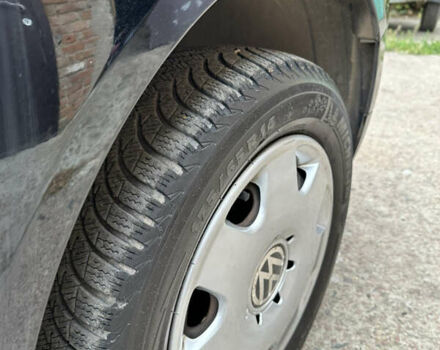 Черный Фольксваген Фокс, объемом двигателя 1.2 л и пробегом 245 тыс. км за 4000 $, фото 19 на Automoto.ua