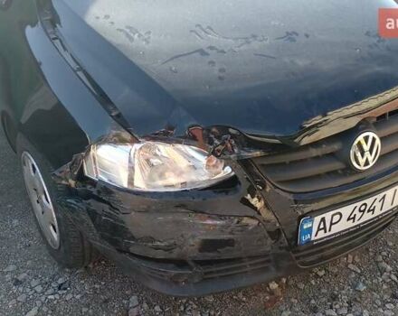 Чорний Фольксваген Фокс, об'ємом двигуна 1.2 л та пробігом 212 тис. км за 2500 $, фото 3 на Automoto.ua