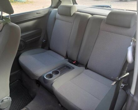 Черный Фольксваген Фокс, объемом двигателя 1.2 л и пробегом 170 тыс. км за 3500 $, фото 5 на Automoto.ua