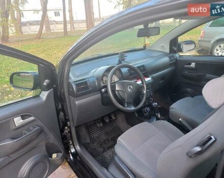 Черный Фольксваген Фокс, объемом двигателя 1.2 л и пробегом 170 тыс. км за 3000 $, фото 7 на Automoto.ua