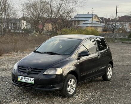 Черный Фольксваген Фокс, объемом двигателя 1.4 л и пробегом 100 тыс. км за 2990 $, фото 1 на Automoto.ua