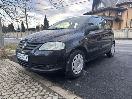 Черный Фольксваген Фокс, объемом двигателя 1.2 л и пробегом 212 тыс. км за 3600 $, фото 1 на Automoto.ua