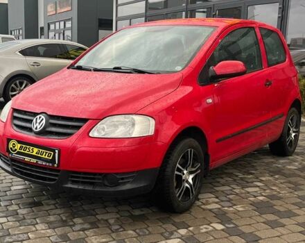 Червоний Фольксваген Фокс, об'ємом двигуна 1.2 л та пробігом 144 тис. км за 4300 $, фото 2 на Automoto.ua