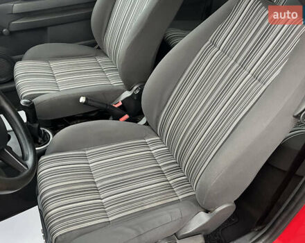 Красный Фольксваген Фокс, объемом двигателя 1.2 л и пробегом 144 тыс. км за 4300 $, фото 16 на Automoto.ua