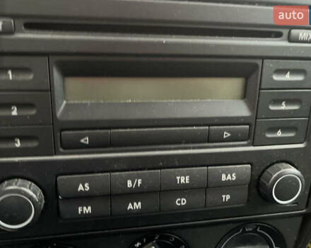 Красный Фольксваген Фокс, объемом двигателя 1.2 л и пробегом 144 тыс. км за 4300 $, фото 13 на Automoto.ua