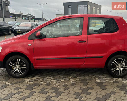 Красный Фольксваген Фокс, объемом двигателя 1.2 л и пробегом 144 тыс. км за 4200 $, фото 3 на Automoto.ua