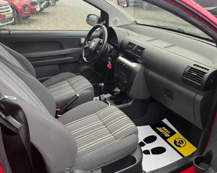 Червоний Фольксваген Фокс, об'ємом двигуна 1.2 л та пробігом 144 тис. км за 4300 $, фото 8 на Automoto.ua