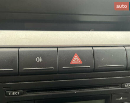 Красный Фольксваген Фокс, объемом двигателя 1.2 л и пробегом 144 тыс. км за 4300 $, фото 14 на Automoto.ua