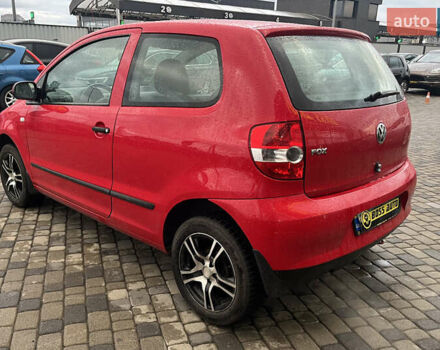 Красный Фольксваген Фокс, объемом двигателя 1.2 л и пробегом 144 тыс. км за 4300 $, фото 4 на Automoto.ua