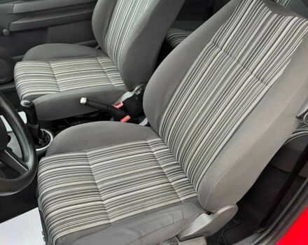 Червоний Фольксваген Фокс, об'ємом двигуна 1.2 л та пробігом 144 тис. км за 4300 $, фото 16 на Automoto.ua