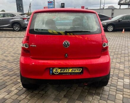 Червоний Фольксваген Фокс, об'ємом двигуна 1.2 л та пробігом 144 тис. км за 4300 $, фото 5 на Automoto.ua