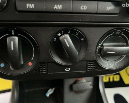 Фольксваген Фокс, объемом двигателя 1.2 л и пробегом 144 тыс. км за 4300 $, фото 15 на Automoto.ua