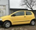 Жовтий Фольксваген Фокс, об'ємом двигуна 1.2 л та пробігом 201 тис. км за 3700 $, фото 1 на Automoto.ua