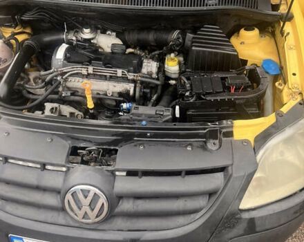 Фольксваген Фокс 2006 в Новоукраинке на Automoto.ua Желтый Фольксваген Фокс, объемом двигателя 1.42 л и пробегом 327 тыс. км за 2400 $, фото 11 на Automoto.ua