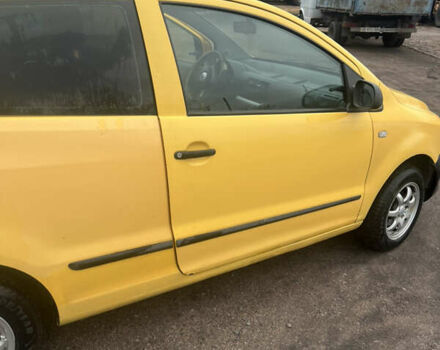 Фольксваген Фокс 2006 в Новоукраинке на Automoto.ua Желтый Фольксваген Фокс, объемом двигателя 1.42 л и пробегом 327 тыс. км за 2400 $, фото 7 на Automoto.ua