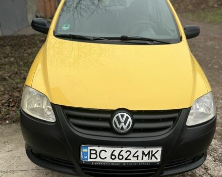 Жовтий Фольксваген Фокс, об'ємом двигуна 1.2 л та пробігом 201 тис. км за 3700 $, фото 1 на Automoto.ua