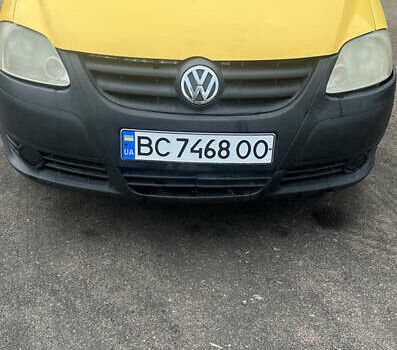 Фольксваген Фокс 2006 в Новоукраинке на Automoto.ua Желтый Фольксваген Фокс, объемом двигателя 1.42 л и пробегом 327 тыс. км за 2400 $, фото 1 на Automoto.ua