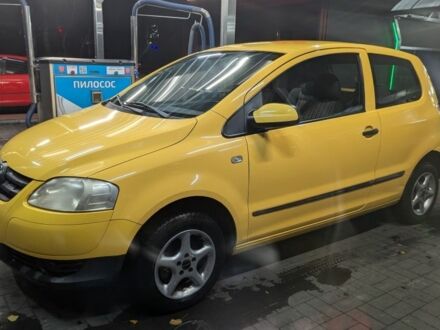 Фольксваген Фокс 2008 в Ровно на Automoto.ua Желтый Фольксваген Фокс, объемом двигателя 1.2 л и пробегом 165 тыс. км за 1735 $, фото 1 на Automoto.ua
