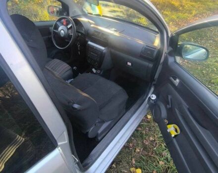 Сірий Фольксваген Фокс, об'ємом двигуна 1.2 л та пробігом 230 тис. км за 3000 $, фото 7 на Automoto.ua